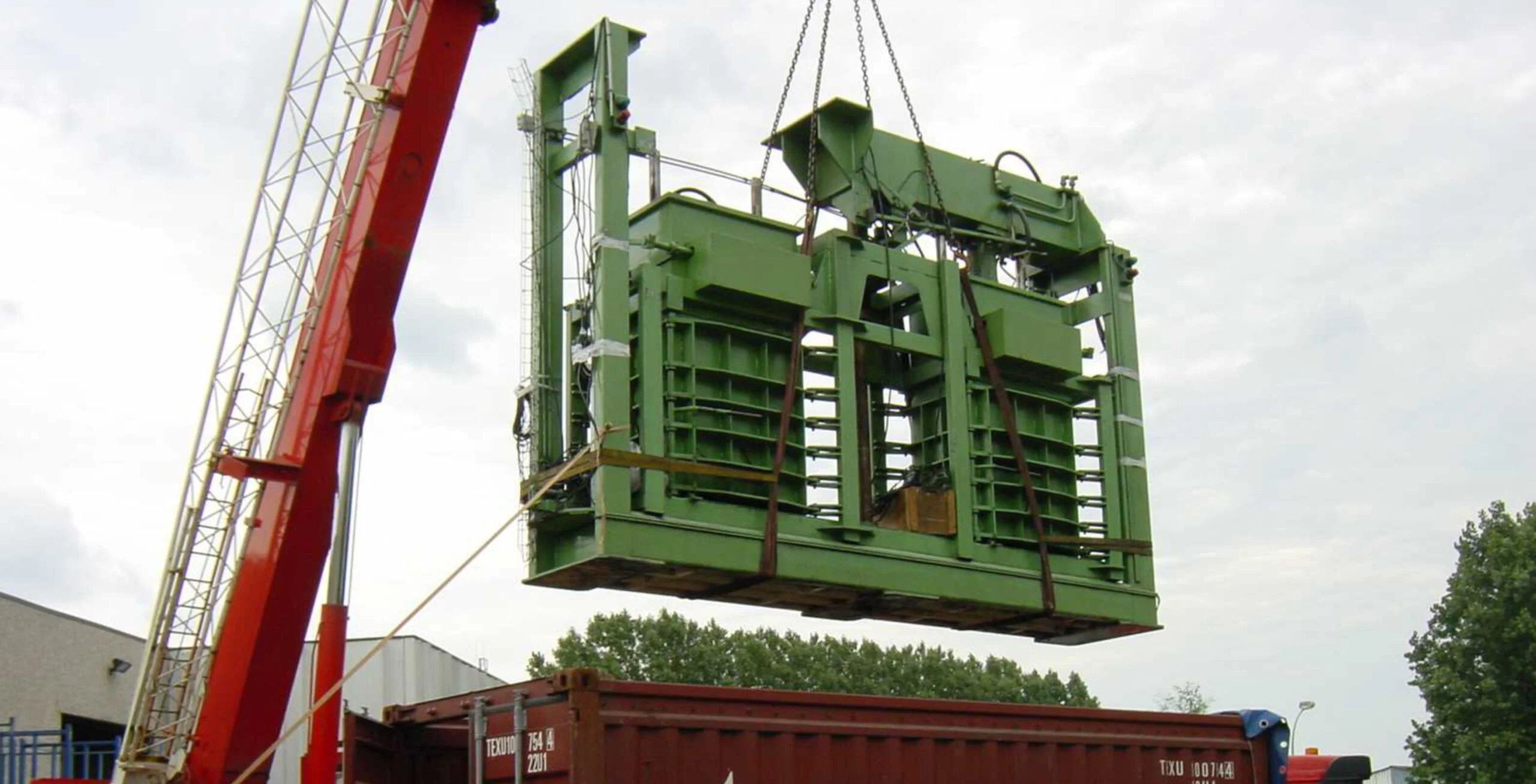 lifting cranes industrial handling